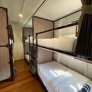 Dormitory Room Mixed