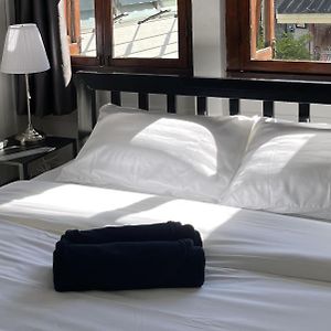 Camera standard con letto queen size